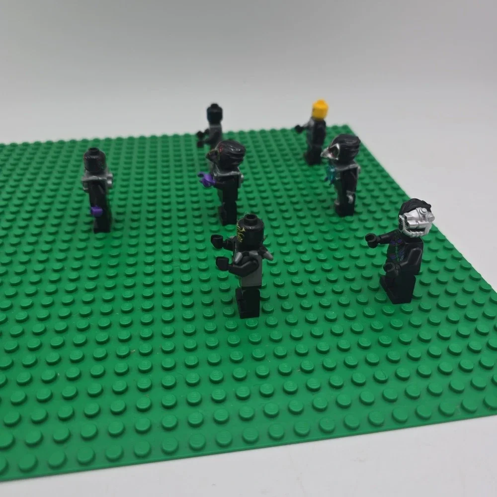 LEGO Ninjago Villain Minifigure Lot Ghost Warriors Nindroid Mixed 7 Figures
